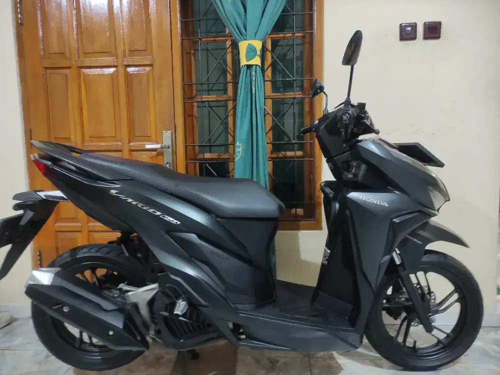 Super istimewa low km vario 150 keyless cbs iss super mulus jarang ada