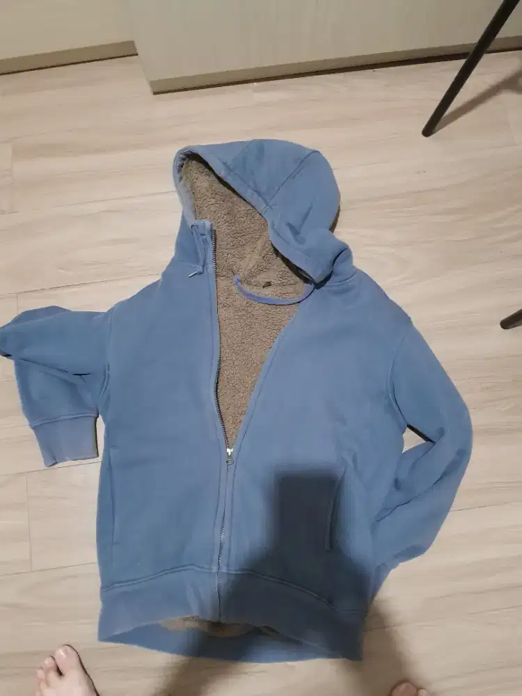 Jaket hoodie uniqlo original