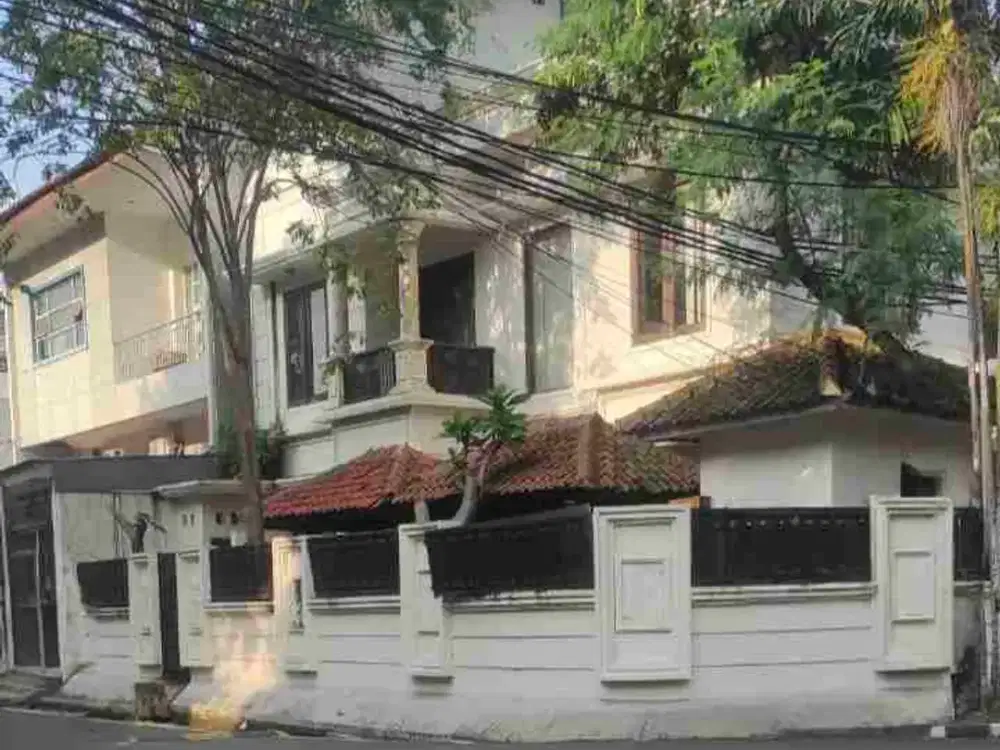 Disewa rumah di cempaka putih 5 kt ( bisa untuk asrama atau mess karyawan)