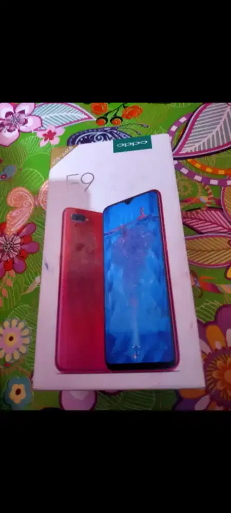 kardus box oppo f9