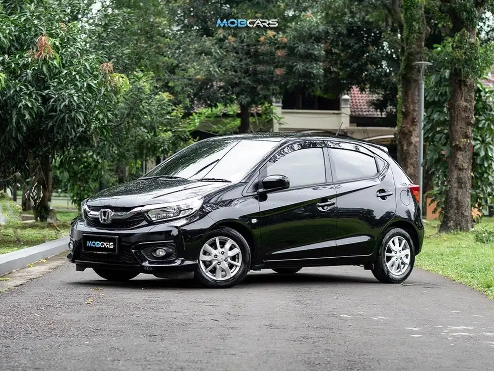 17JUTAAN! PAJAK PANJANG LOW KM BRIO SATYA 1.2 E CVT 2019 HITAM MOBCARS