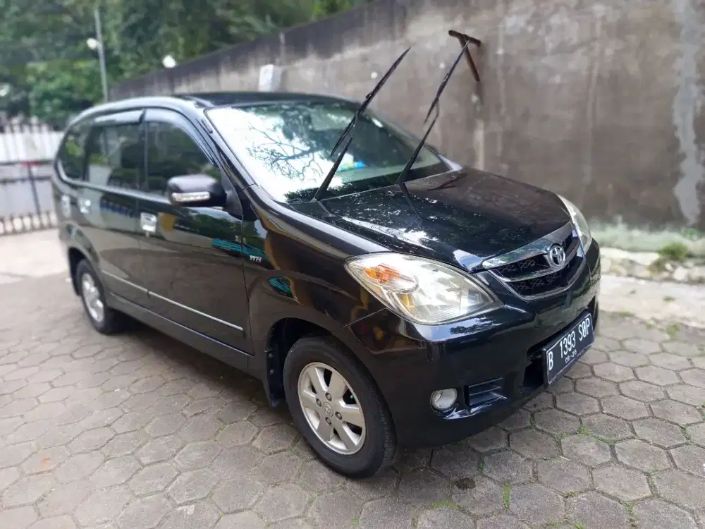 Toyota Avanza 2011 Bensin