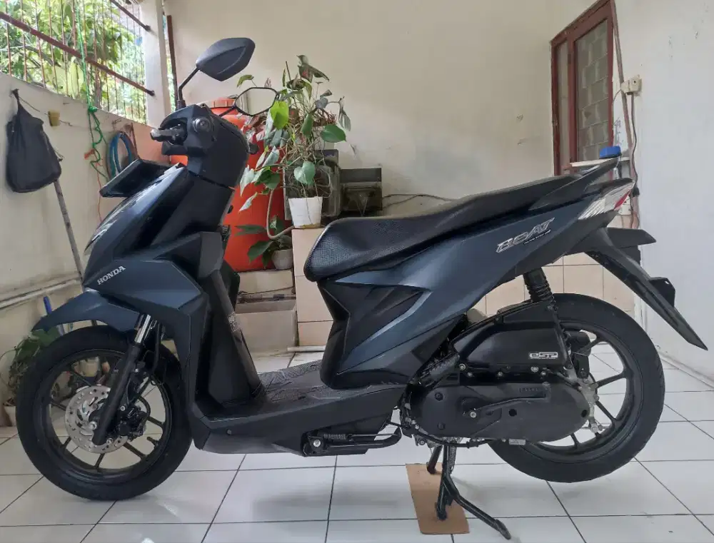 Honda beat ISS DELUXE tahun 2023/2024 bln 12 plat Bekasi kota