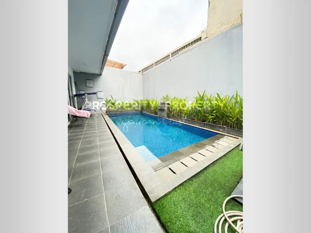 Dijual Cepat Rumah Premium Full Furnished di Cluster Aristoteles Kawasan Scientia by Summarecon Gading Serpong