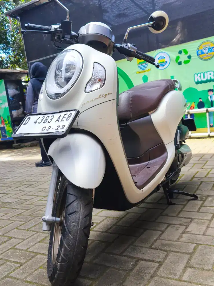 Scoopy Prestige 2024