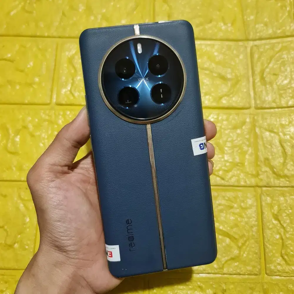 Realme 12 Pro + Ram 8/256GB