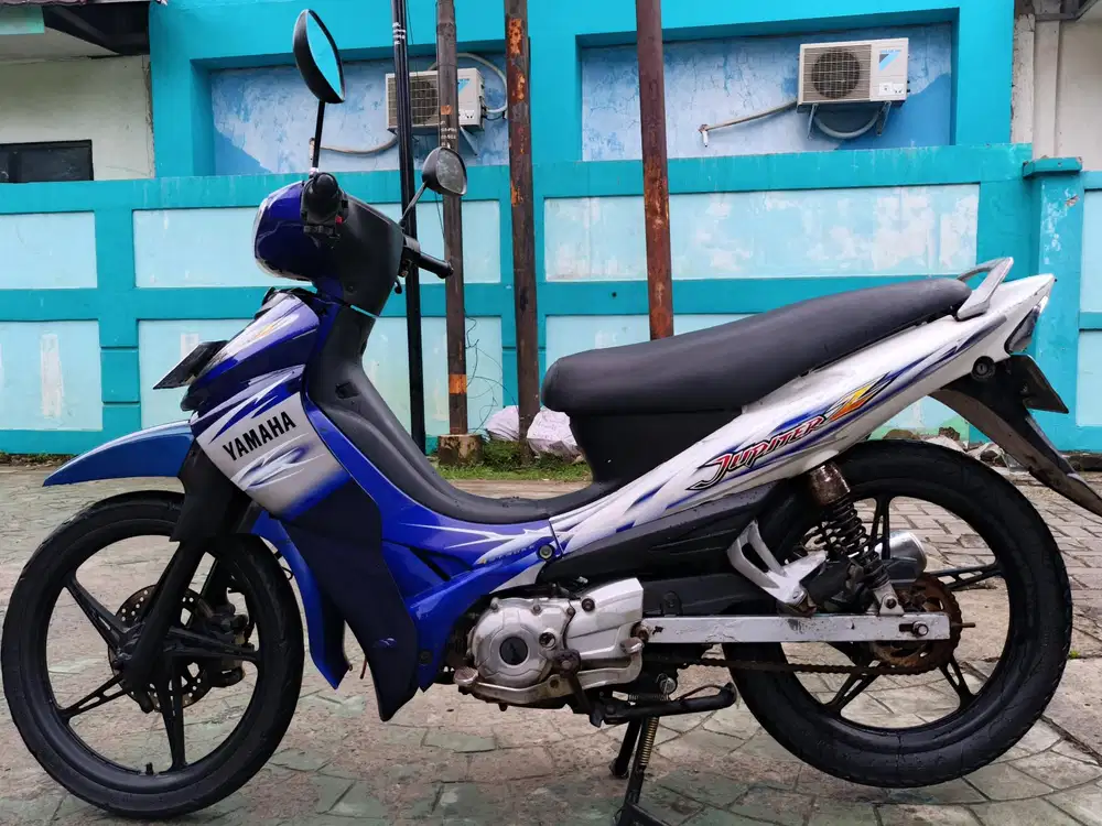 Yamaha Jupiter z 2012 stater tokcer halus mulus terawat