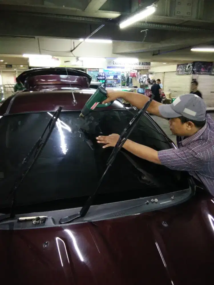 Kaca film mobil kesayangan