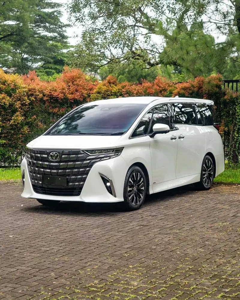 (LOW KM!!) Toyota Alphard 2.5 HEV Hybrid 2023 Vellfire LM350h V260