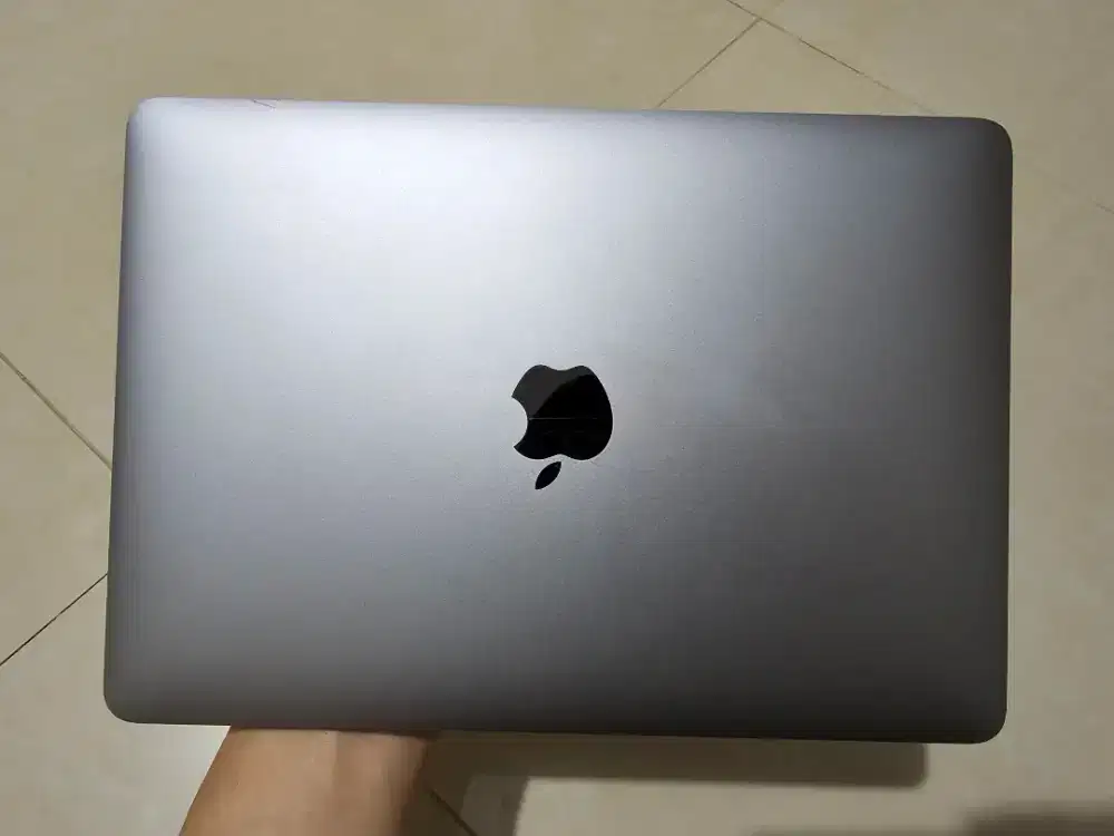 Jual Macbook tahun 2018