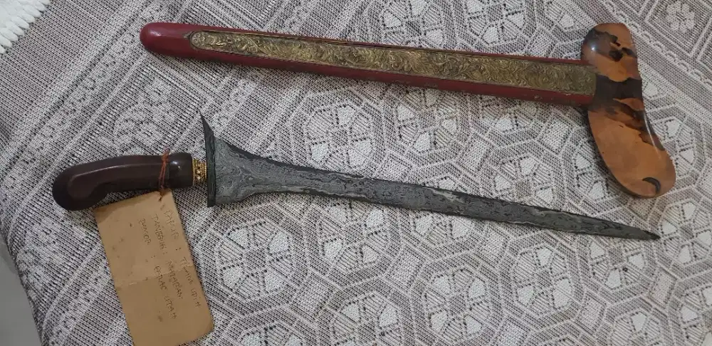 keris sepuh tosan aji