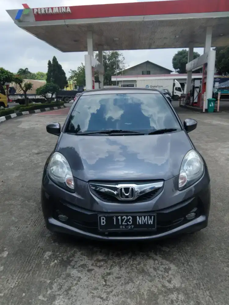 Brio 2015 E matik Low kilometer Tangan pertama