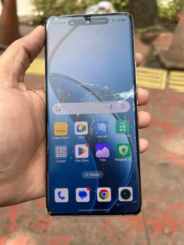 Realme 12 pro + 8/256