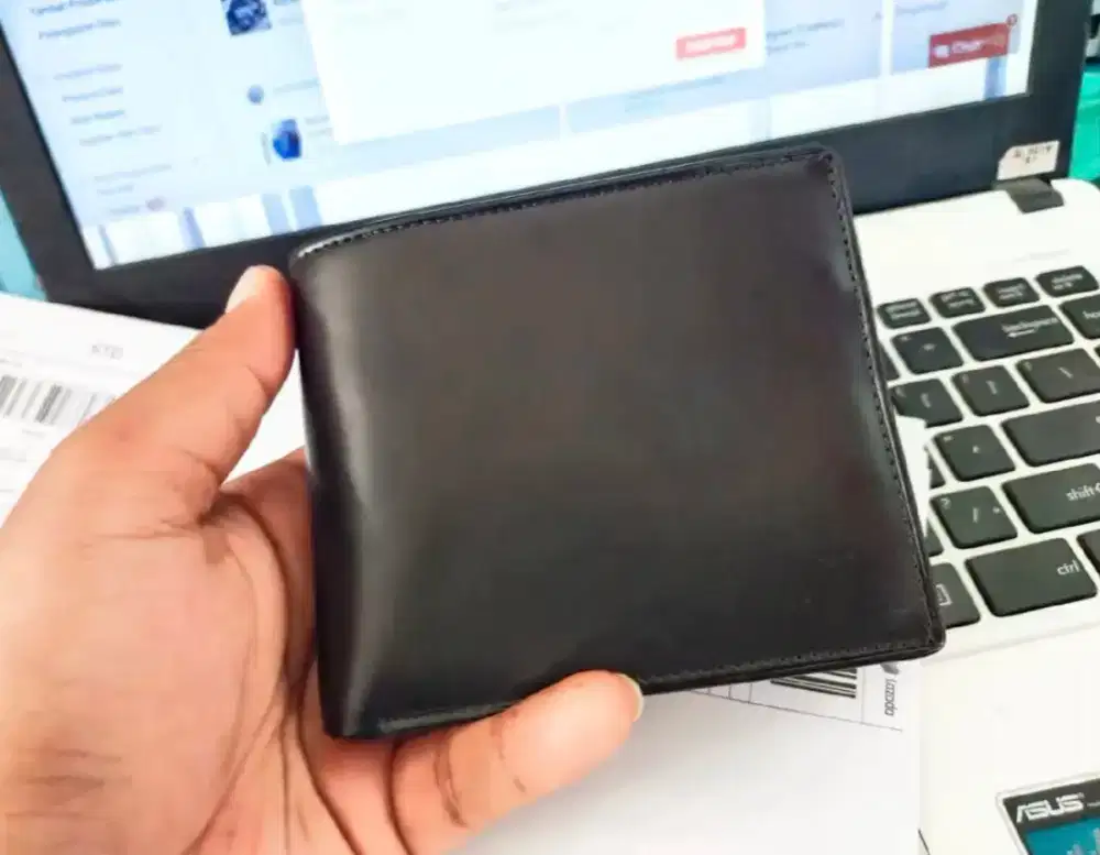 Dompet Pria Kulit Sapi Asli Tahan Bakar Murah