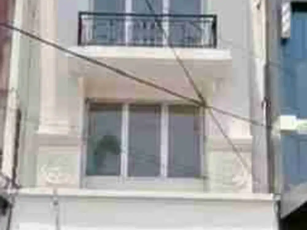 Disewakan Ruko Strategis 3lt di lokasi premium Bulevar Hijau Bekasi