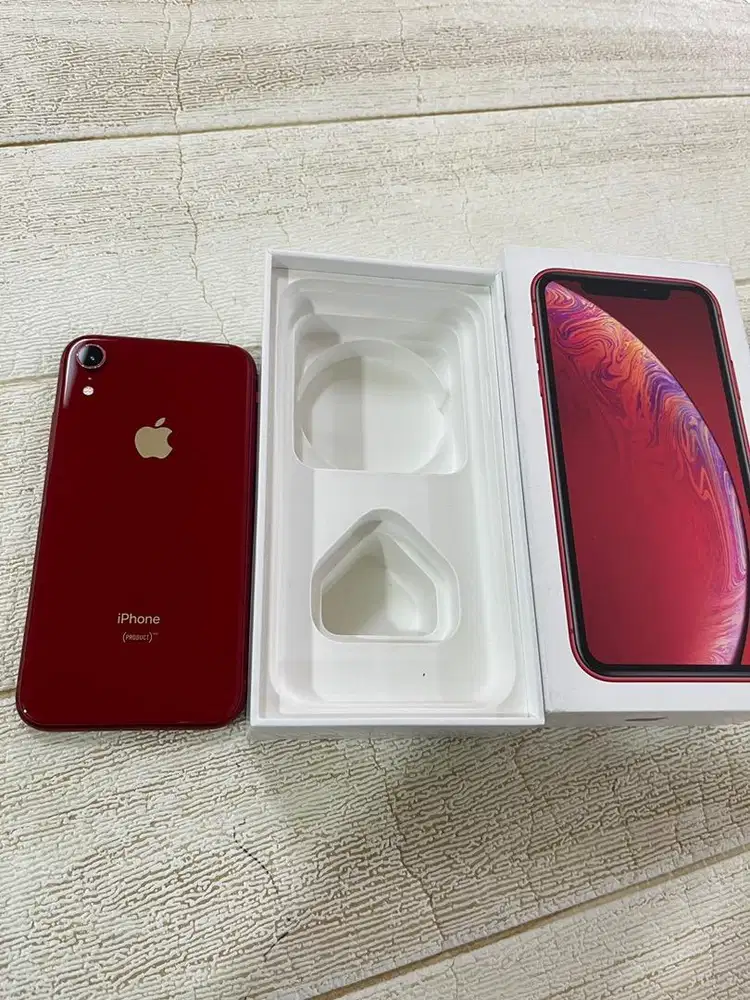 iPhone XR 128GB Red inter
