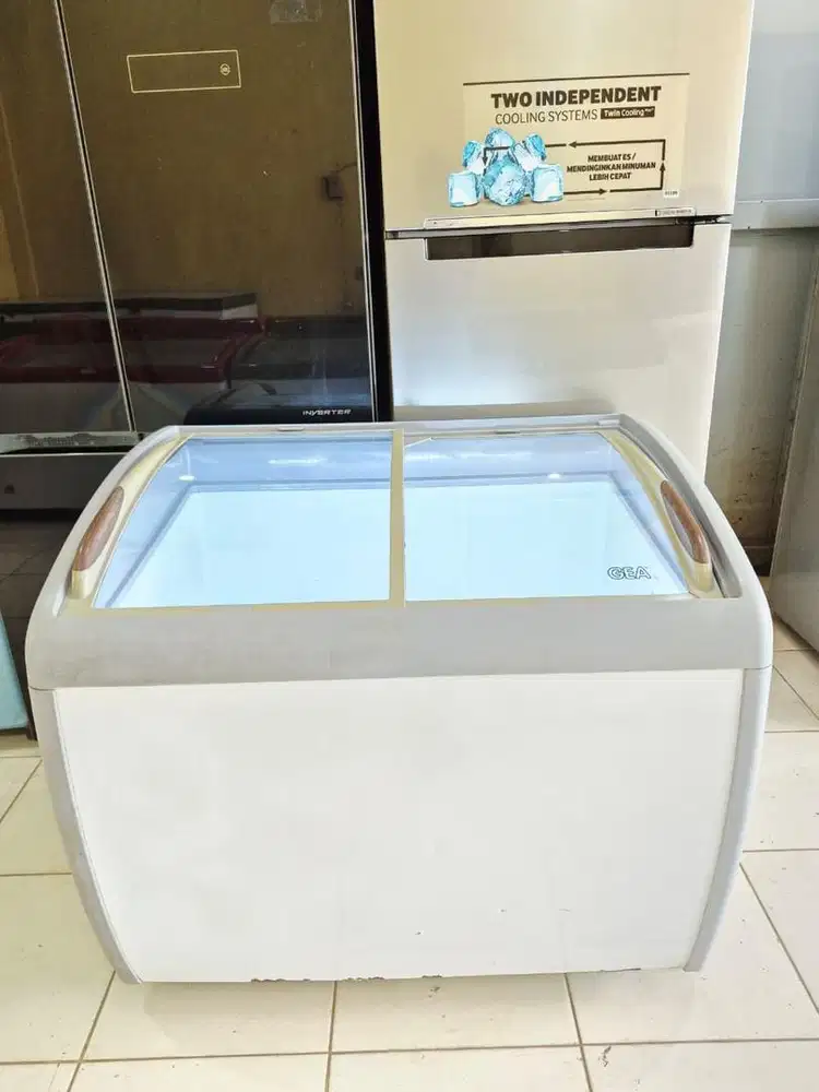 Free antar freezer gea curve 260L murah