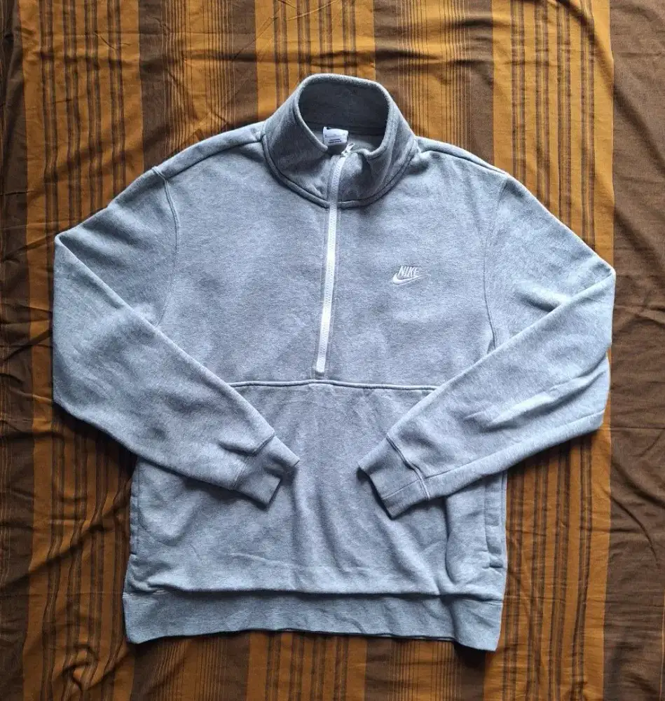 Nike Sportswear Club Men's Brushed-Back 1/2-Zip Sweatshirt