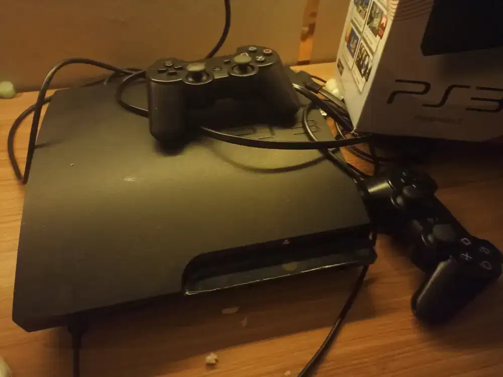 PS 3 slim black 500GB