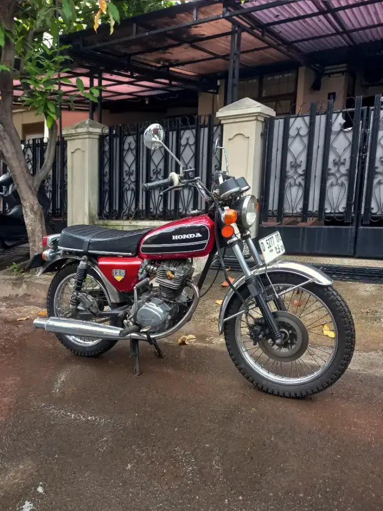 Honda cb125se th 1975