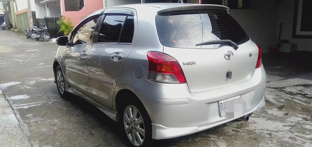 Toyota Yaris 2010 Bensin