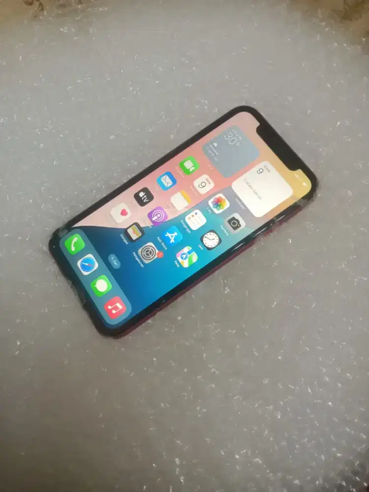 iPhone XR 256 mlus normal semua nya msh original semua all operator