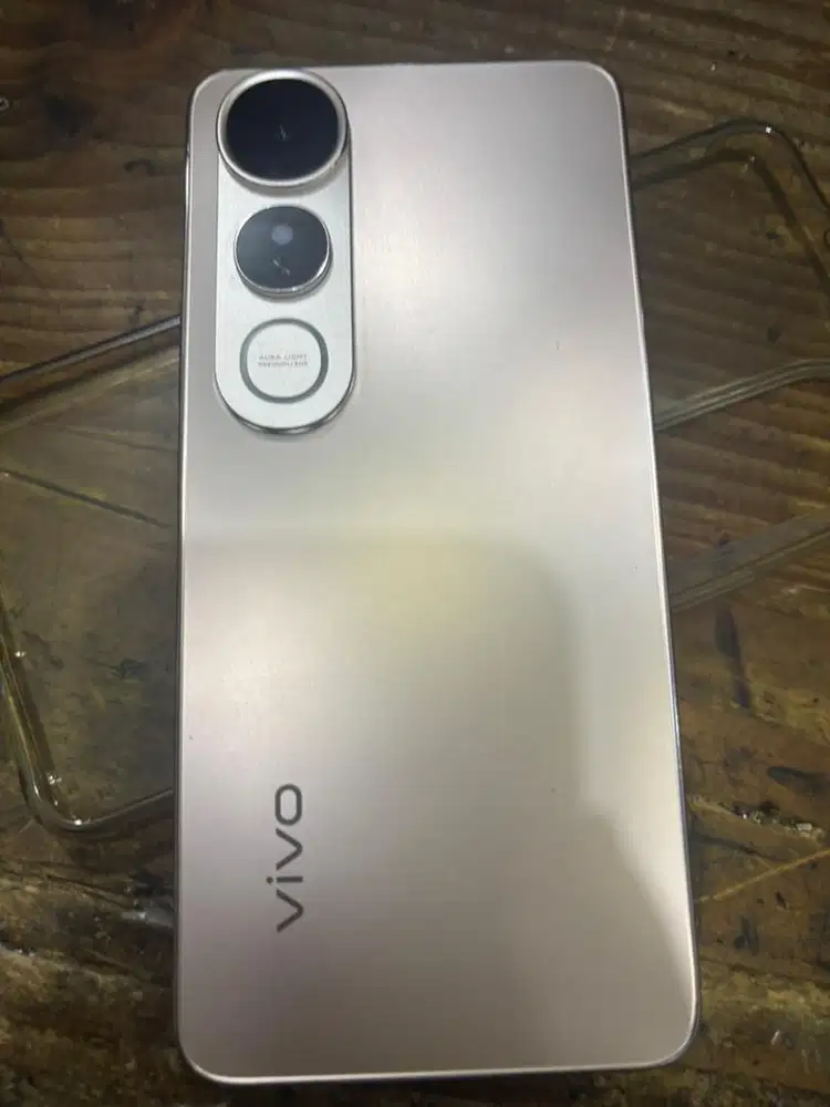 Second Vivo V50 lte ram 8/256 second like new