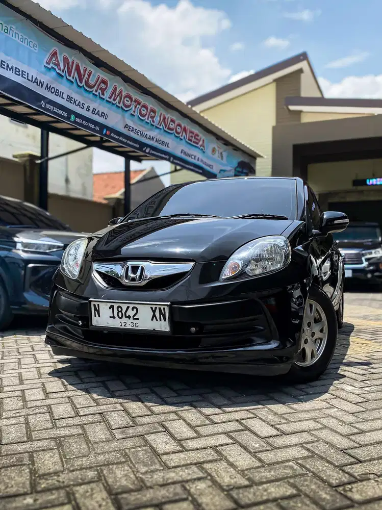 Brio Satya 1.2 MT 2013 Hitam