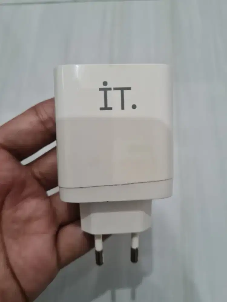 Charger Original IT 30 Watt Fast Charging