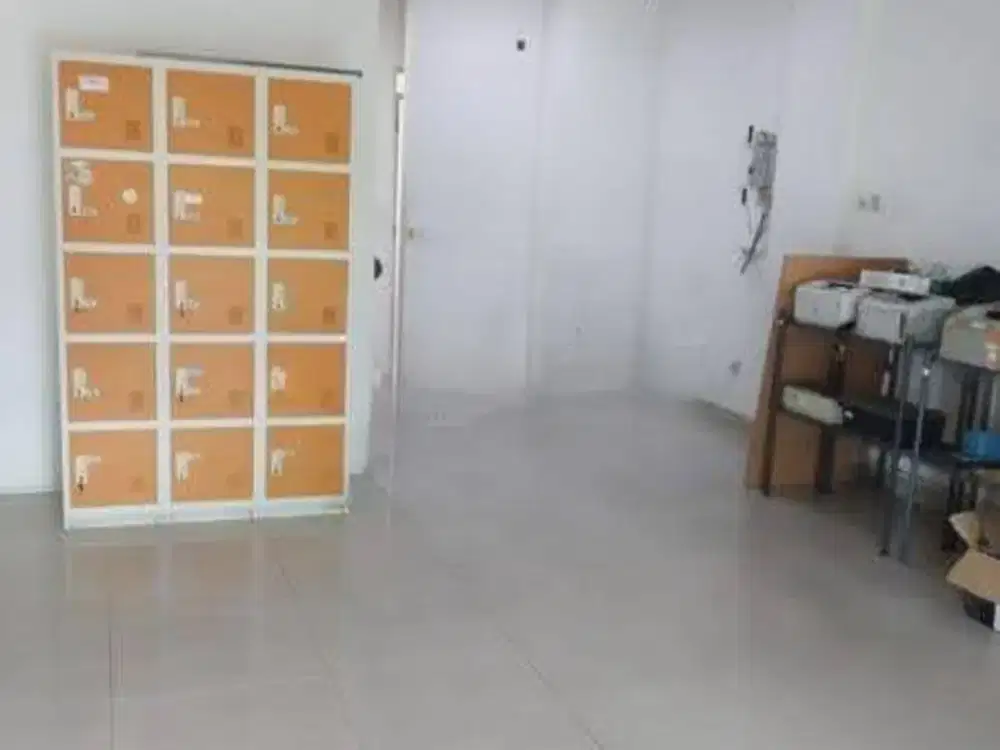 Dijual Cepat Ruko 4,5 Lantai Lokasi Strategis Di Jl. Enggano Tanjung Priok, Jakarta Utara