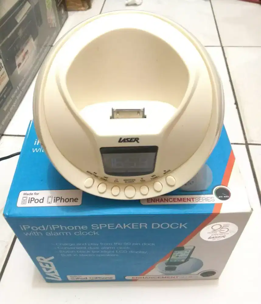 Speaker docking for iPod / iPhone LASER with alarm jam.