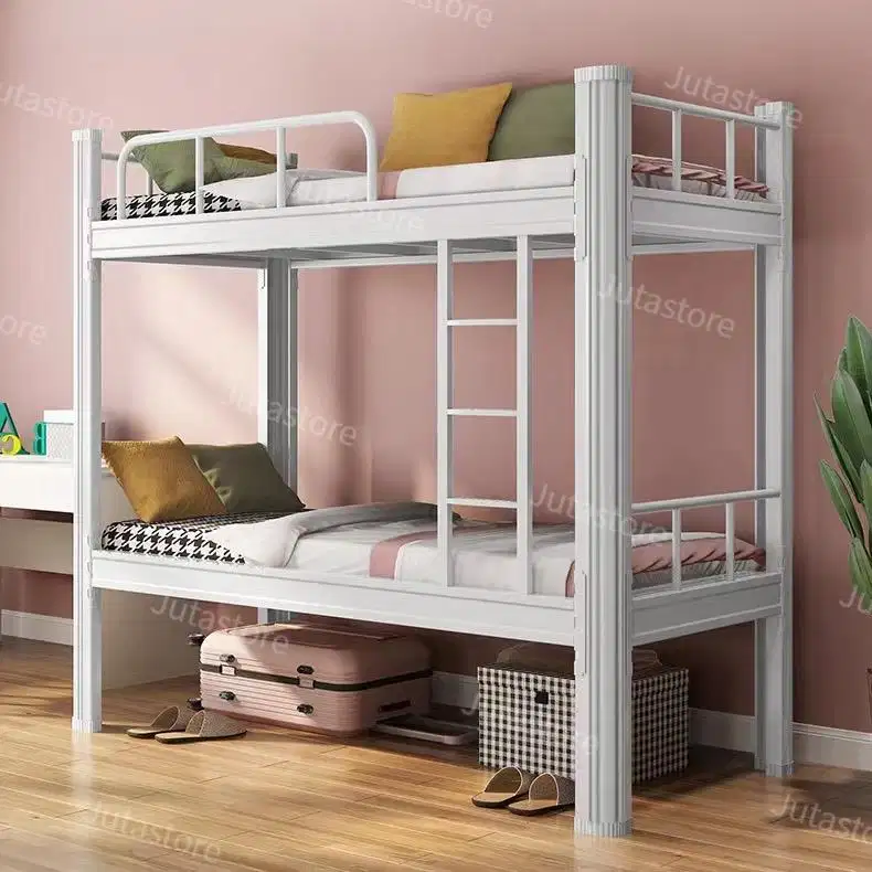 Ranjang tingkat besi