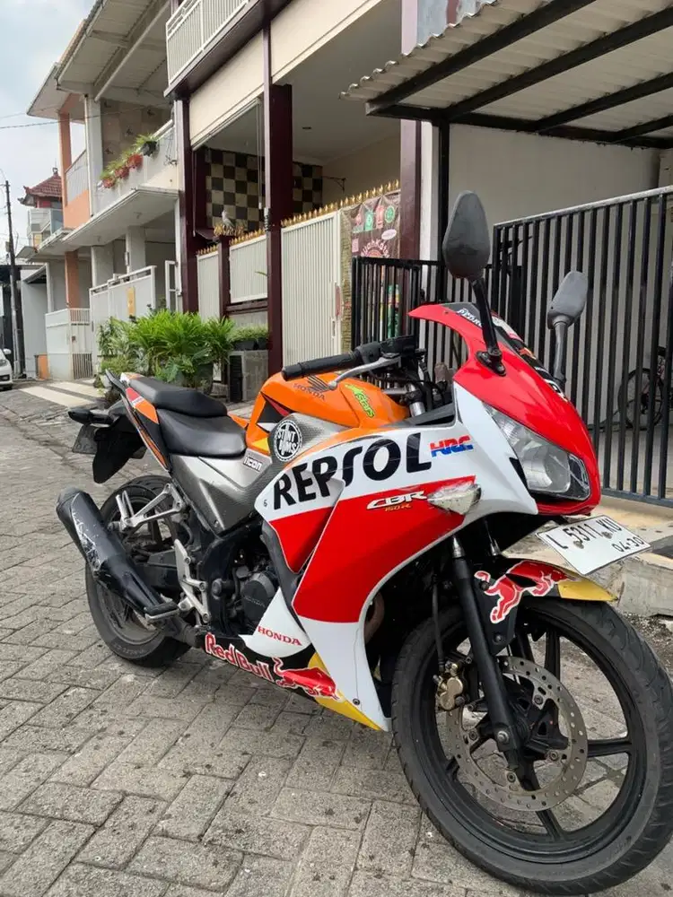 Honda CBR150R Repsol Full Fairing – Mesin Halus – Surat Lengkap – Nego