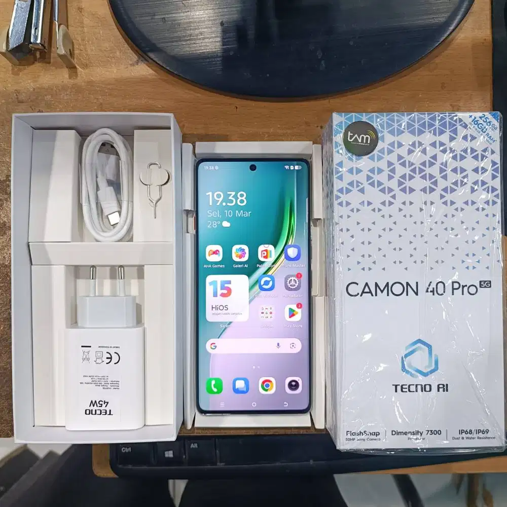 Tecno Camon 40 Pro 8/256 Green, Like New