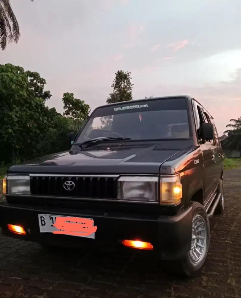 Kijang Rover 89 abu abu tua metalik