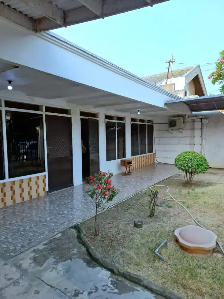 Dijual Rumah Klampis Indah