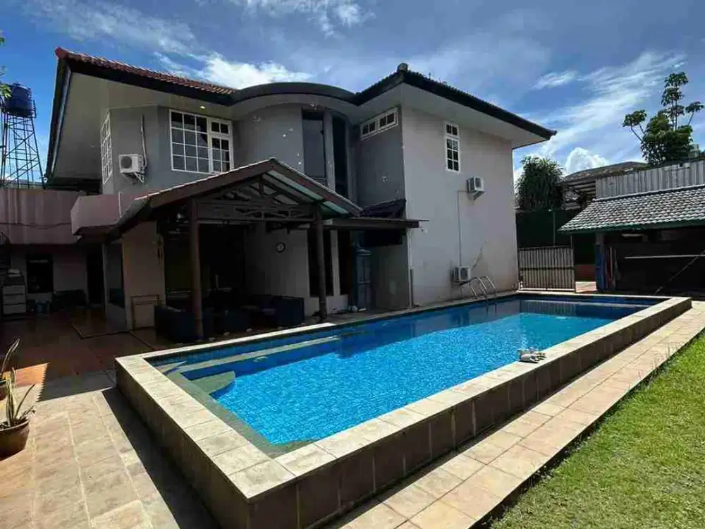 DIJUAL CEPAT MURAH RUMAH MEWAH PRIVATE POOL DALAM TOWN HOUSE CIPETE KEBAYORAN LAMA