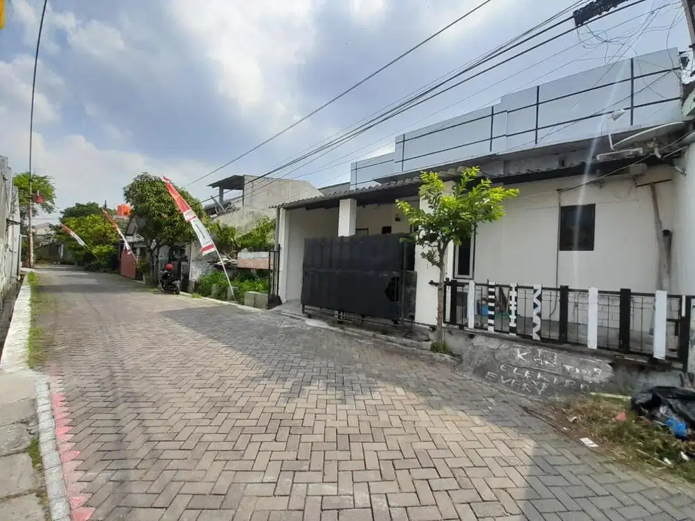 Rumah genuk dekat Unissula jalan lebar bebas banjir