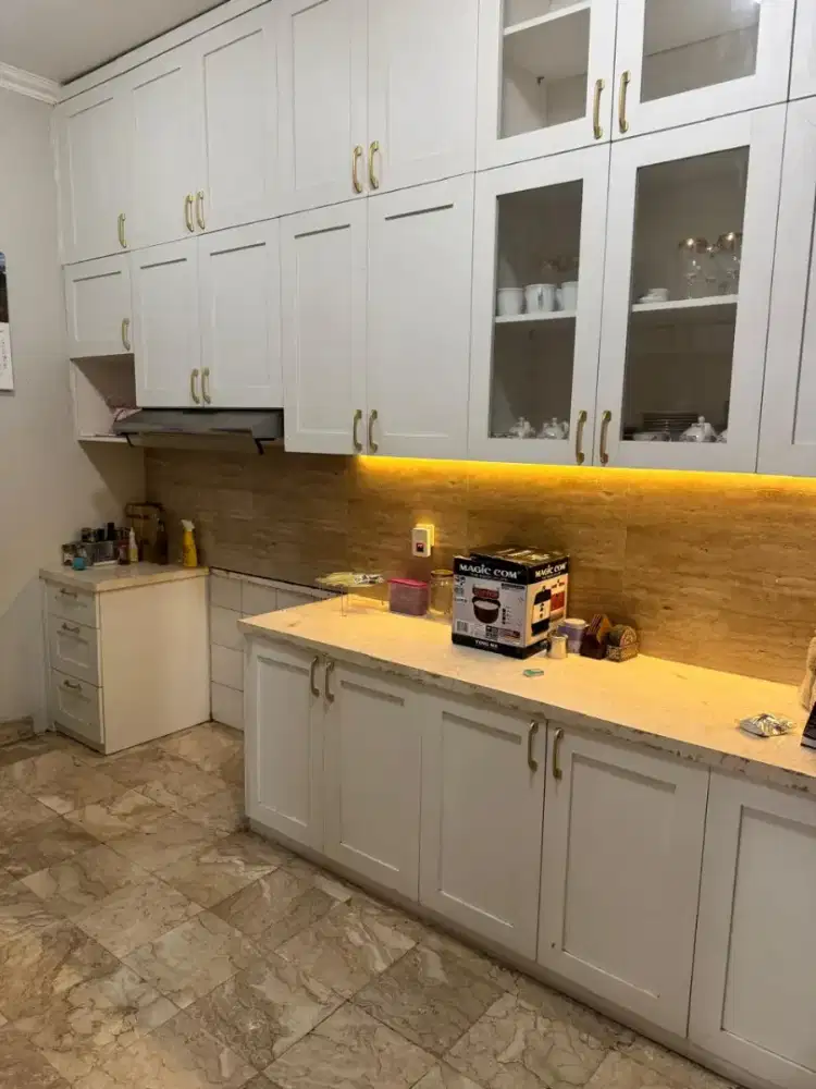 Disewakan Cepatt!! Rumah Kompleks Legoso Cirendeu Dekat Lebak Bulus