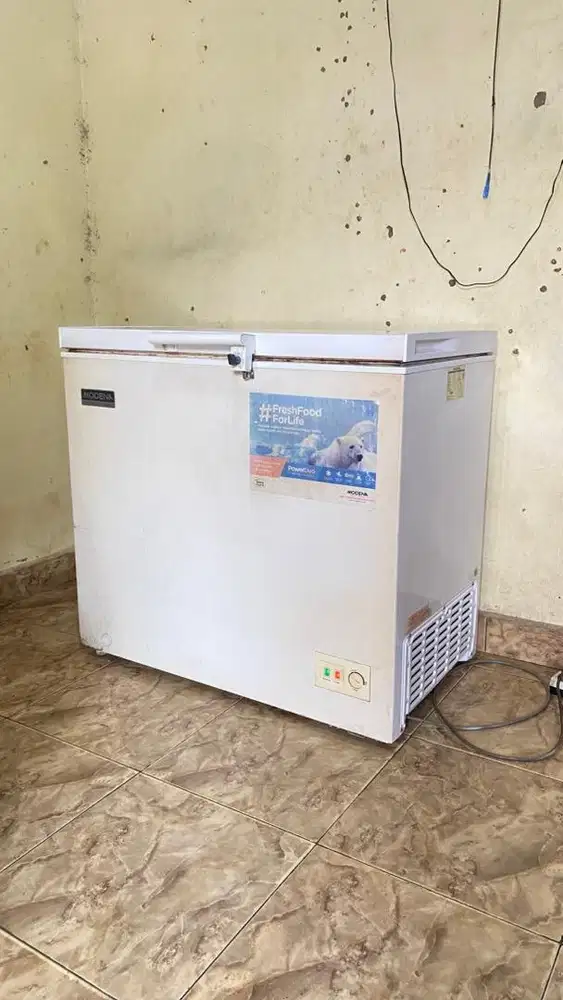 freezer box modena 200 Liter