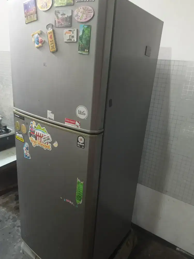 kulkas samsung 2 pintu