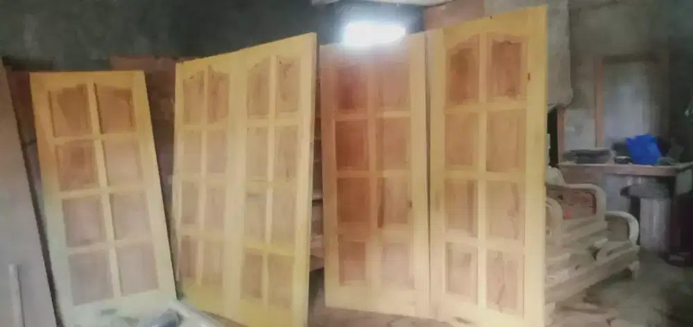 Daun pintu kayu nangka