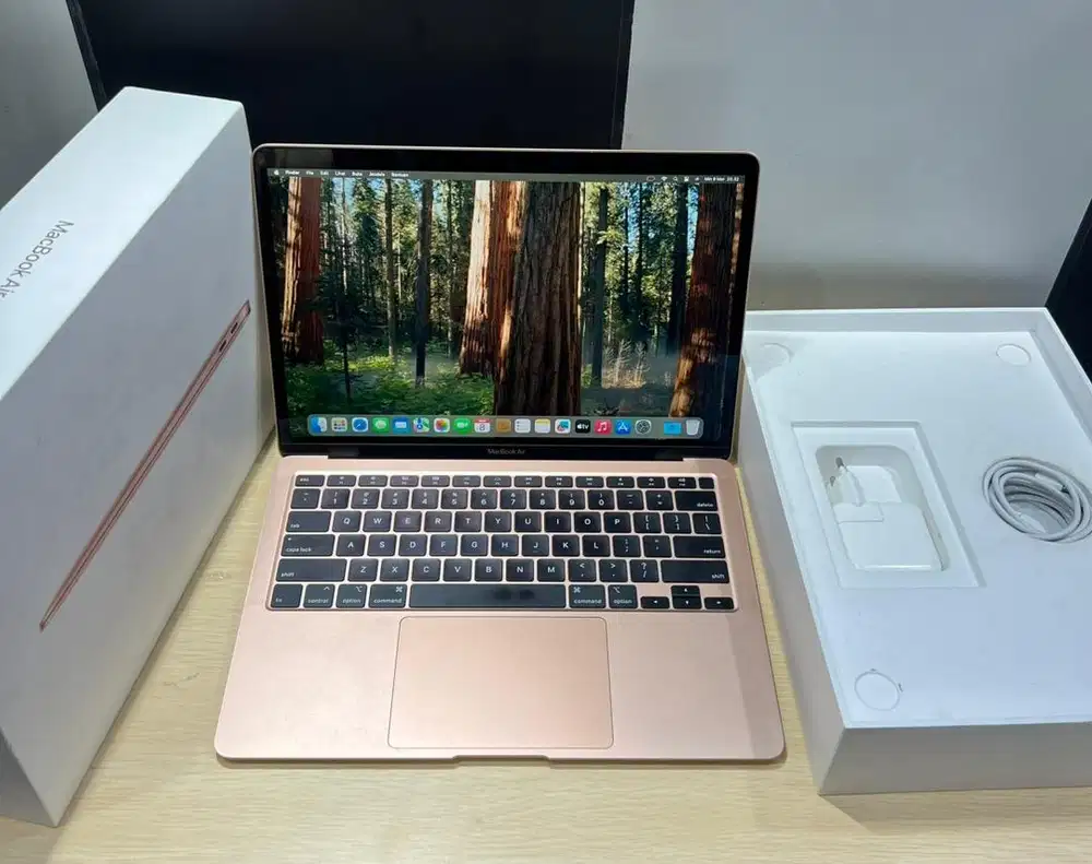 macbook air 2020 512gb fisik mulus fullset original no minus bergarnsi