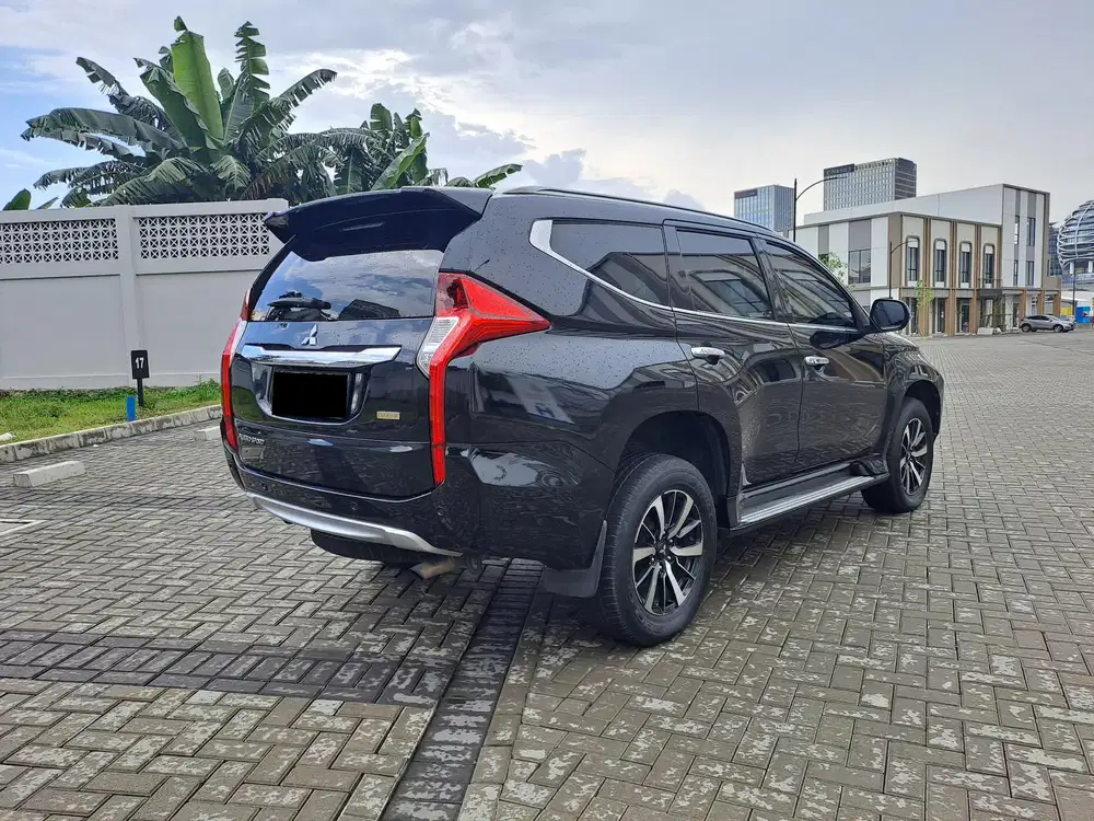 For sale low km 73rb Mitsubishi Pajero sport 2.4 Dakar 4x2 at 2019