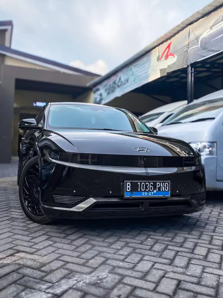 Ioniq 5 Signature AT 2022 Hitam