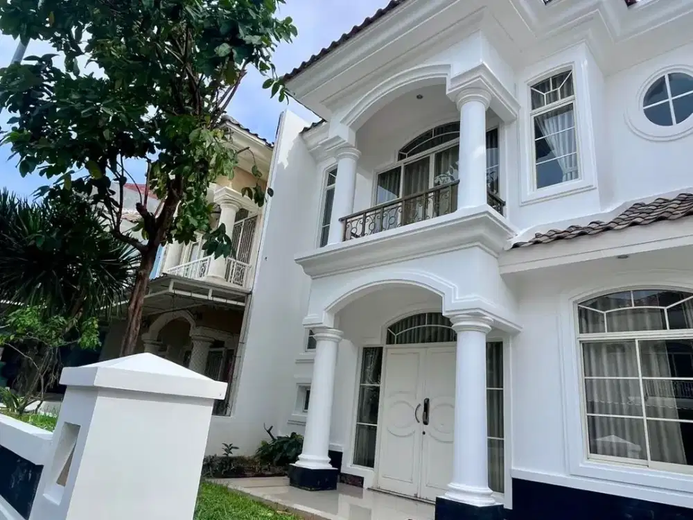 Rumah BGM PIK Kenari Golf DISEWA Ukuran 8x15 Semi Furnish Siap Huni