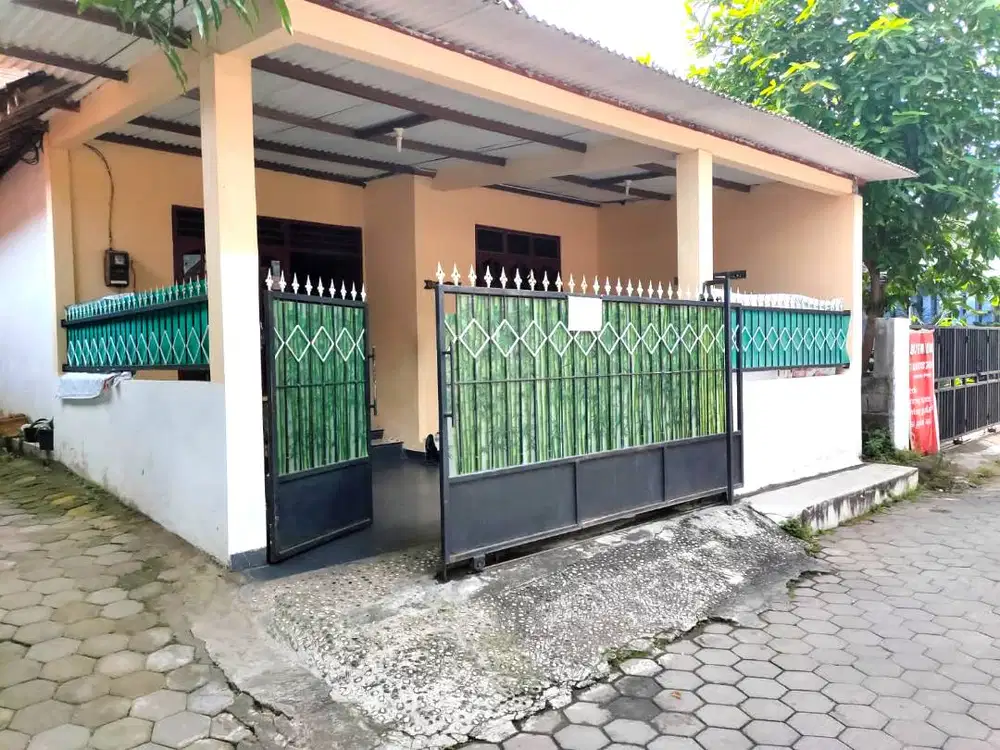 Rumah Strategis Hanya 50 meter dari Jalan Gondosuli Baciro