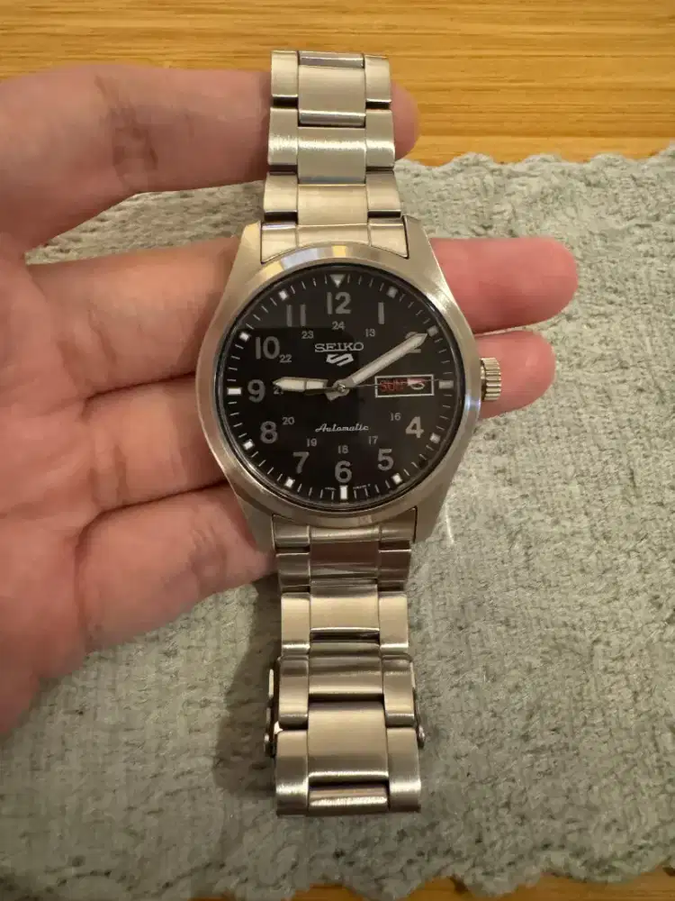 Seiko SRPG27K1
citizen orient casio