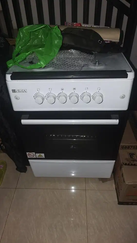 Delizia Kompor Freestanding