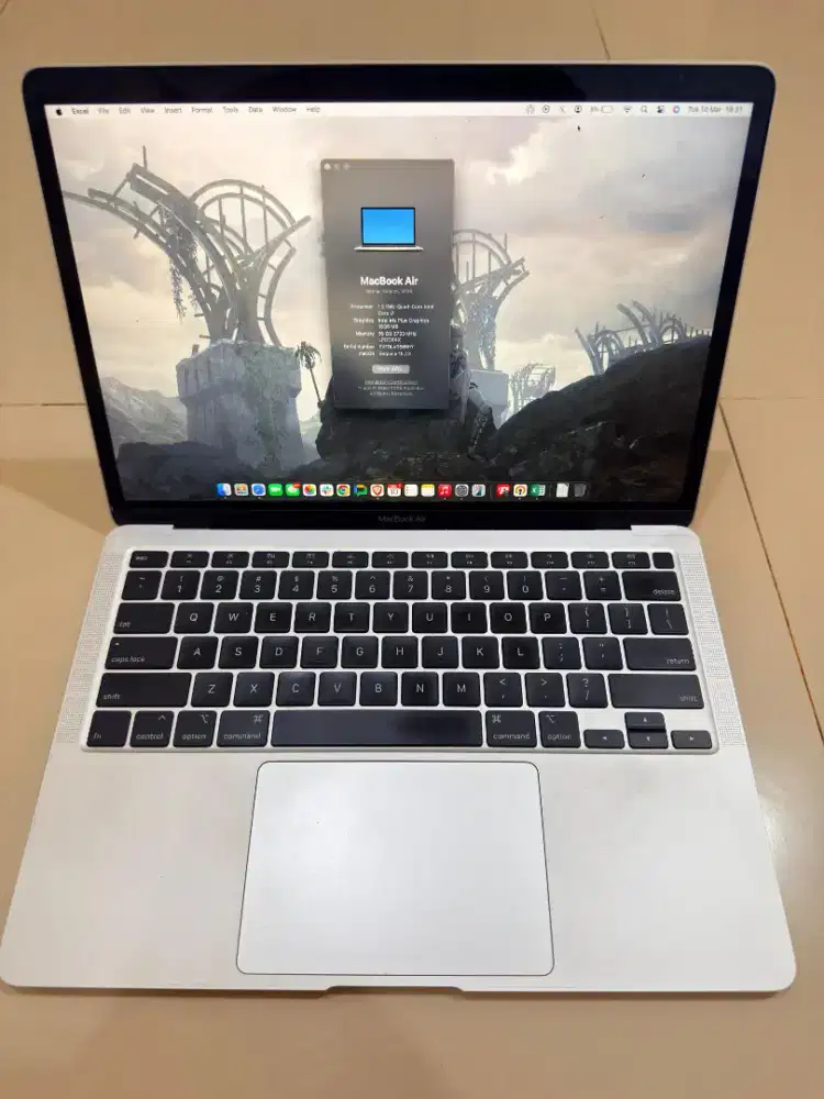 MacBook Air 2020 i7 16GB RAM 256GB SSD Retina 13